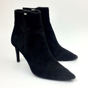 Michael Kors Dorothy Flex Bootie sz 10